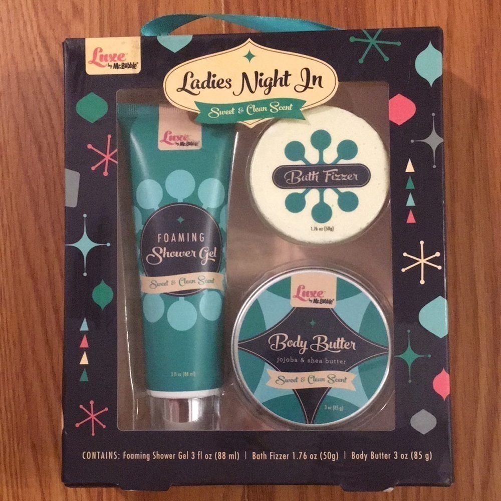 Luxe by Mr. Bubble Ladies Night In Bath Set (D)